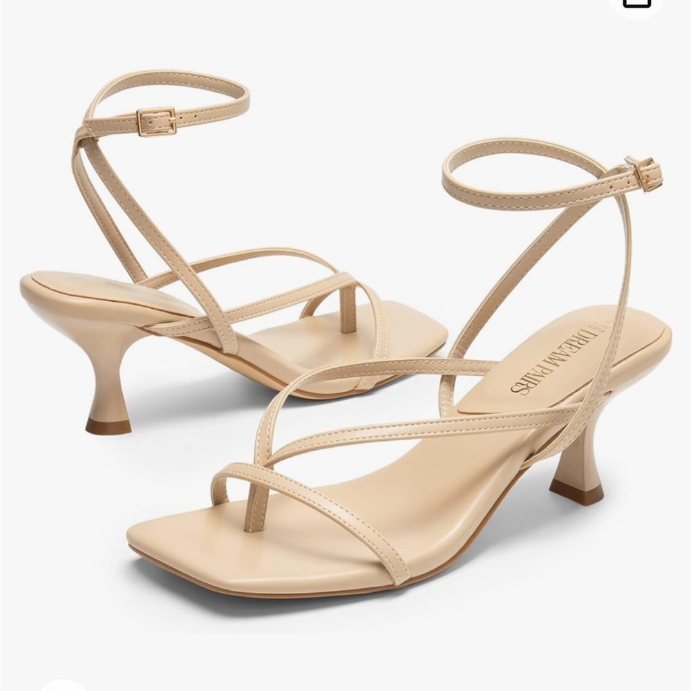 NIB Dream Pairs Nude Heels, 8